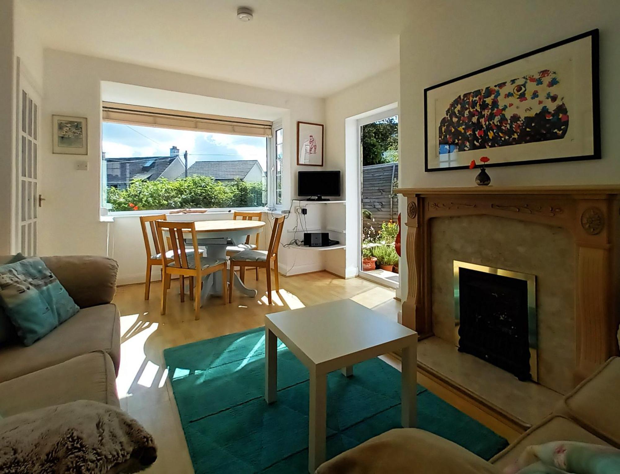 Sunrise! ~ 2 Bedrooms, Garden, Parking, Sea Views St Ives Buitenkant foto